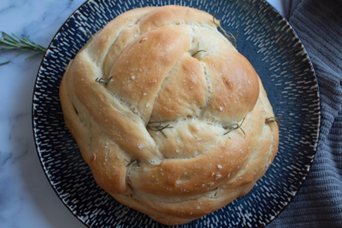 image of vegan round challah