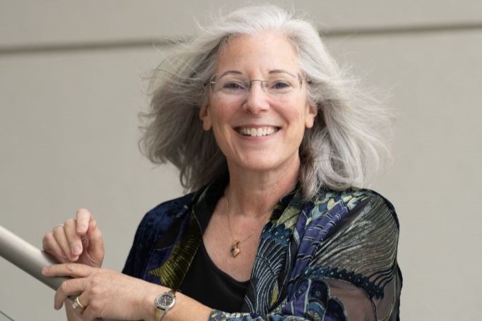 a photo of dena