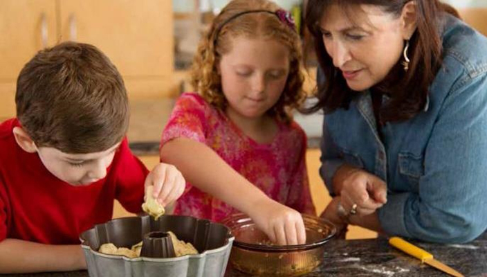 Tina Wasserman cooking with children