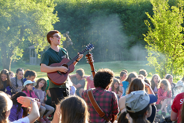 Campers enjoying music at URJ Camp Kalsman