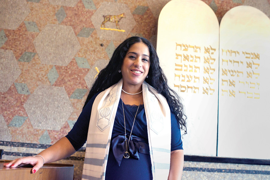 Cantor Inbal Sharett-Singer