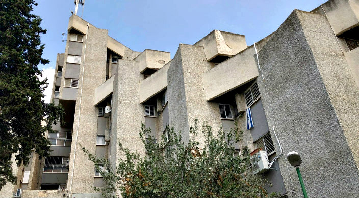 Concrete building in which members of Kibbutz Mishol live 