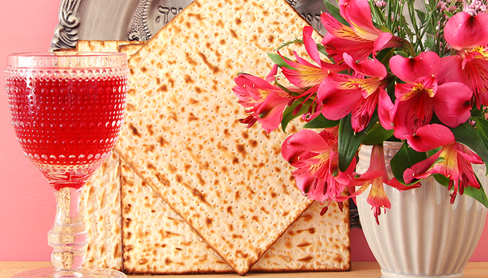 Rose wine and matzah