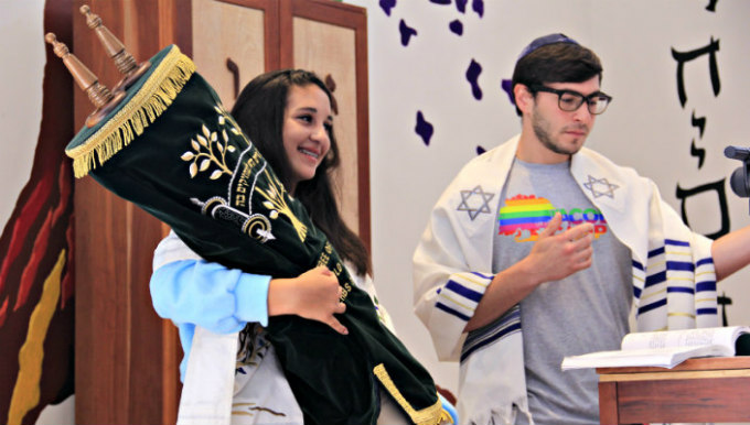 rj-feature-_vaetchanan_teens_with_torah_old_site_sizing.jpg