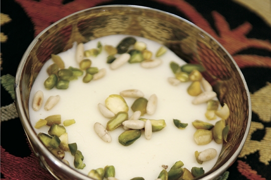 fragrant rice flour and milk pudding