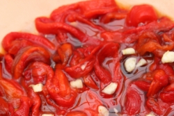 Marinated red bell peppers with garlic