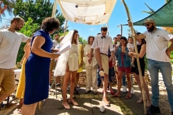 Wedding in israel, breaking the glass