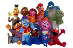 Learn about Yom Kippur with the characters from Shalom Sesame