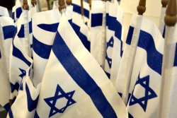 Bundle of small Israeli flags 