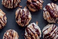 Chocolate-Drizzled Coconut Macaroons 