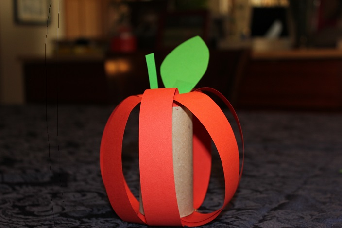 Paper Apple Centerpieces for the Jewish holiday of Rosh HaShanah